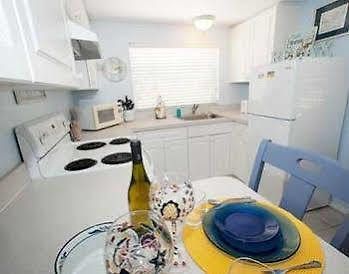 אנה מריה Anna Maria Beach Cottages מראה חיצוני תמונה